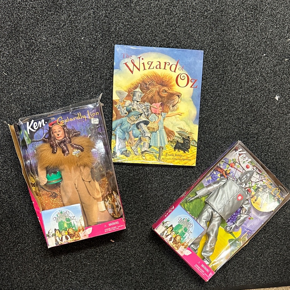 Wizard of Oz Scarecrow and Tin Man Barbie Ken dolls